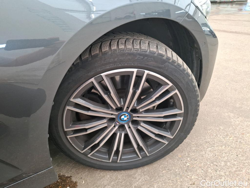  Bmw  Serie 3 BMW Série 3 Touring / 2019 / 5P / Break 320e 204ch M Sport BVA8 Hybride #15