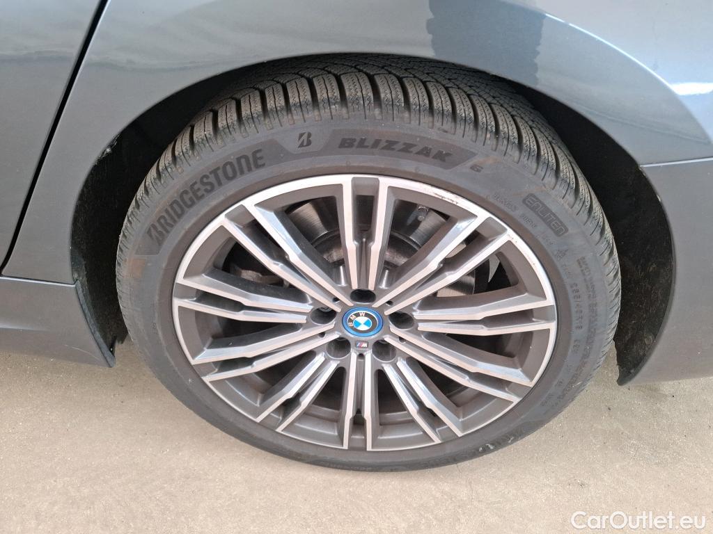  Bmw  Serie 3 BMW Série 3 Touring / 2019 / 5P / Break 320e 204ch M Sport BVA8 Hybride #3