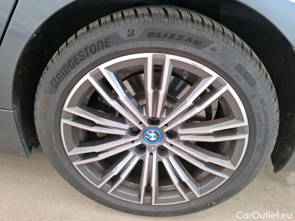  Bmw  Serie 3 BMW Série 3 Touring / 2019 / 5P / Break 320e 204ch M Sport BVA8 Hybride #4