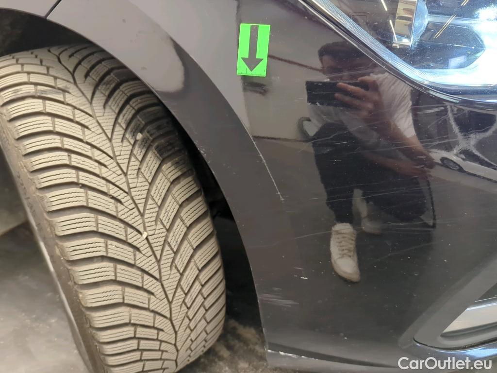  Volkswagen  Golf  Style 2.0 TDI DSG 150CP #18