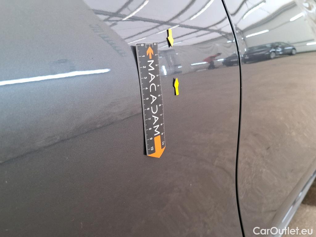  Bmw  Serie 3 BMW Série 3 Touring / 2019 / 5P / Break 320e 204ch M Sport BVA8 Hybride #24