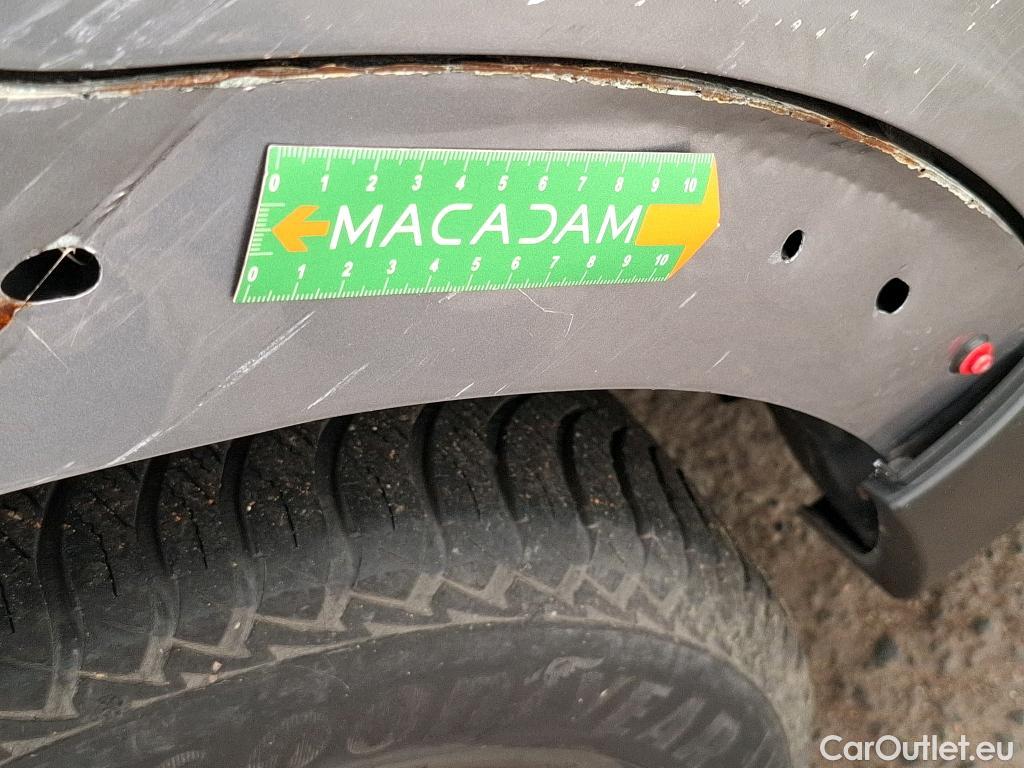  Citroen  C3  Shine Business 1.2 PureTech 80CV BVM5 E6 #5