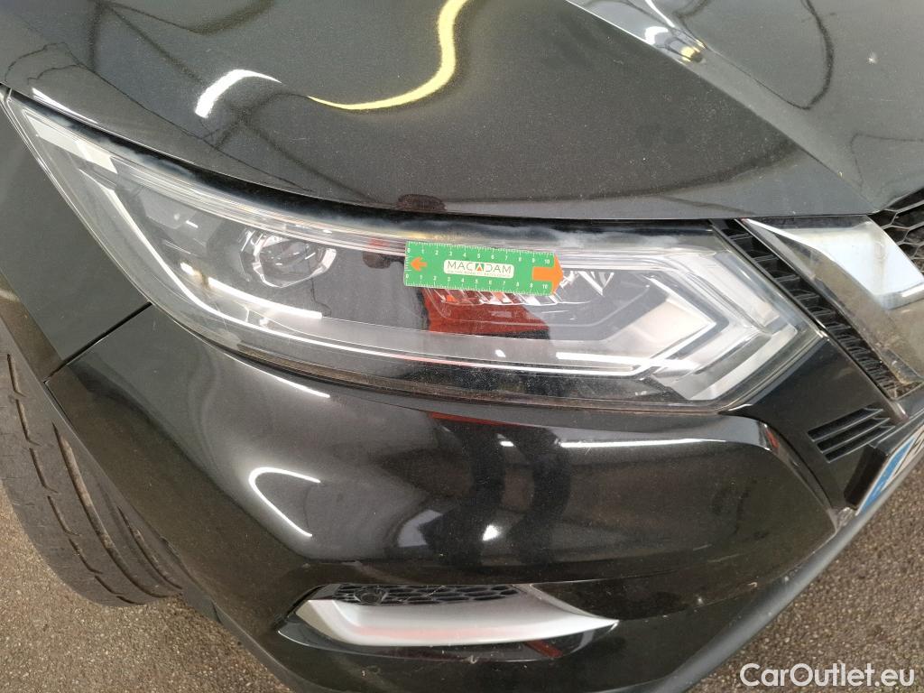  Nissan  Qashqai NISSAN  / 2017 / 5P / Crossover 1.3 DIG-T 160 DCT Tekna #44
