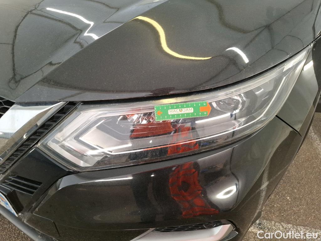  Nissan  Qashqai NISSAN  / 2017 / 5P / Crossover 1.3 DIG-T 160 DCT Tekna #47