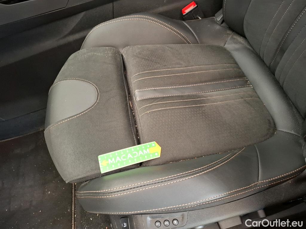  Peugeot  3008  GT 1.2 PureTech 130CV BVA8 E6d #10