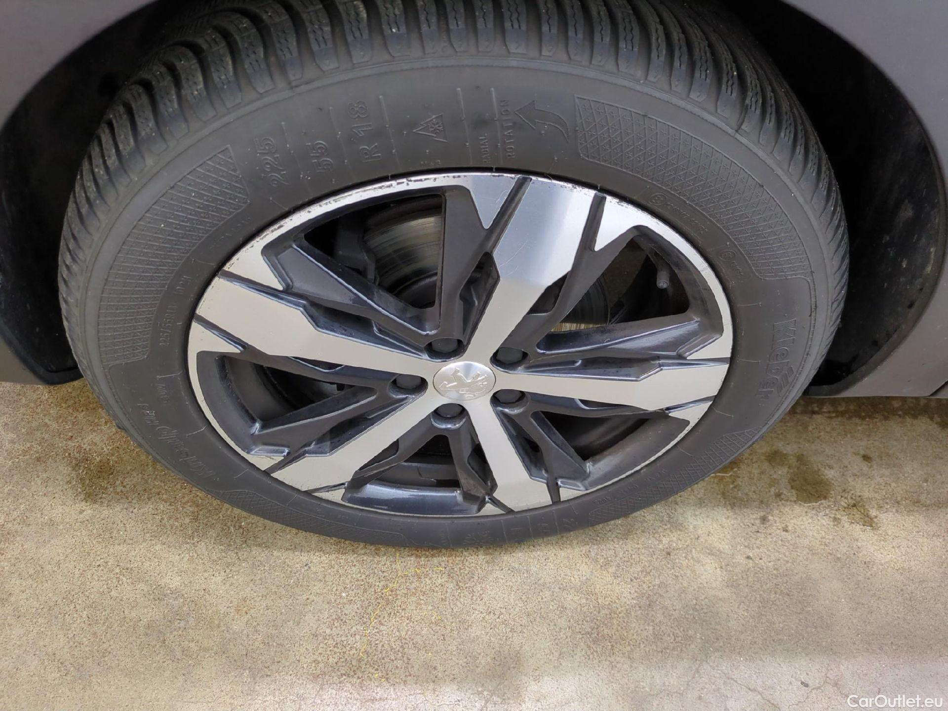  Peugeot  3008  Allure 1.2 PureTech 130CV BVA8 E6d #14