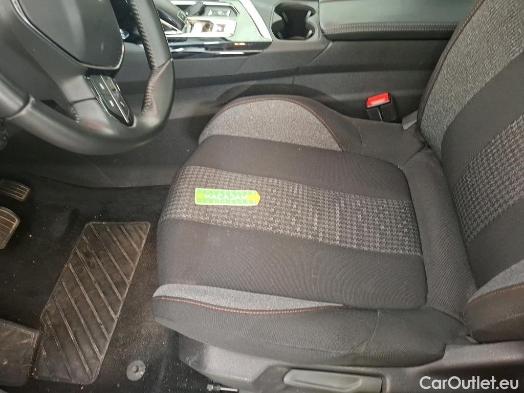  Peugeot  3008  Active Pack 1.5 HDi 130CV BVA8 E6d #24
