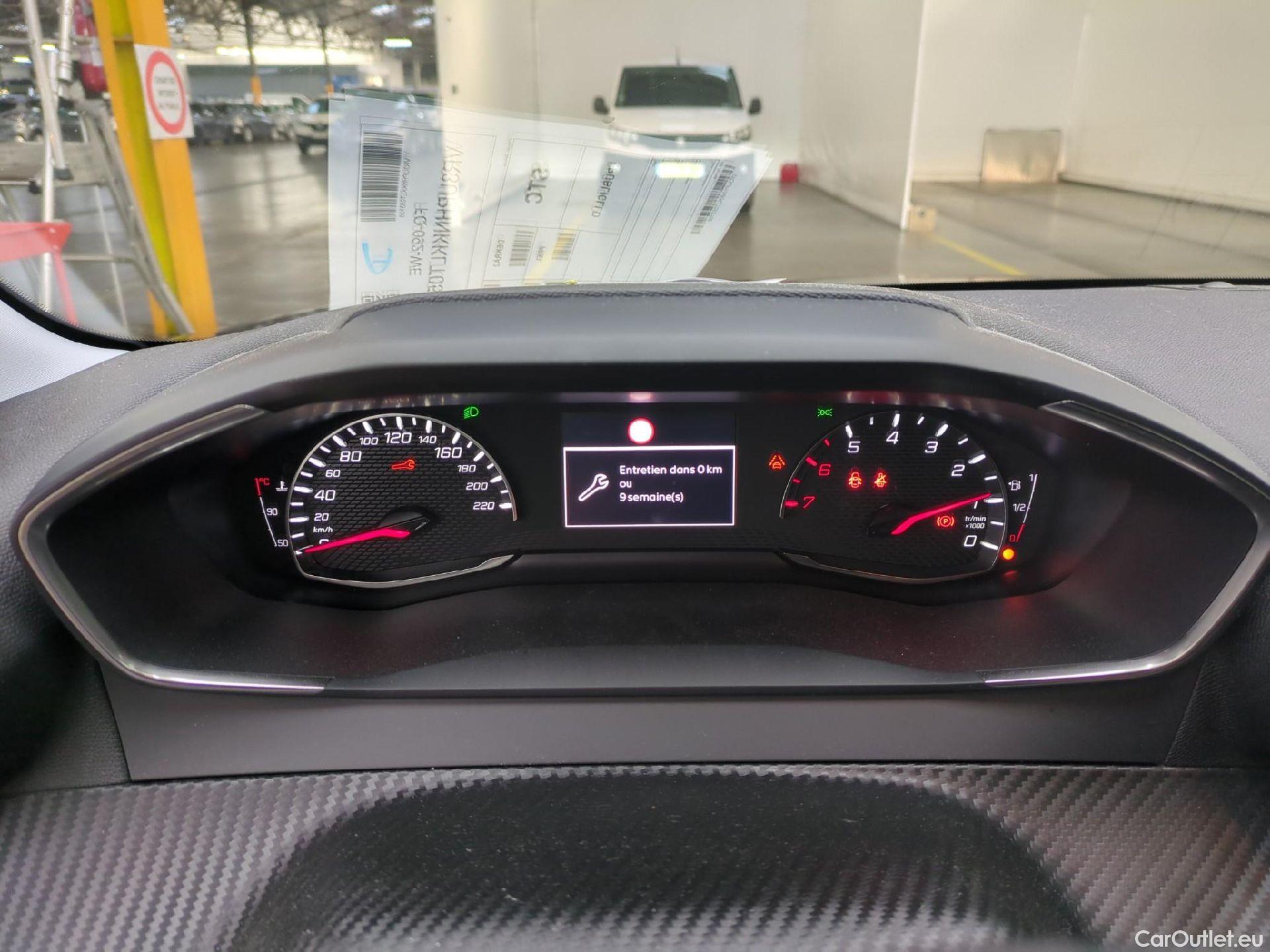  Peugeot  208  Active Business 1.2 PureTech 100CV BVM6 E6d #1
