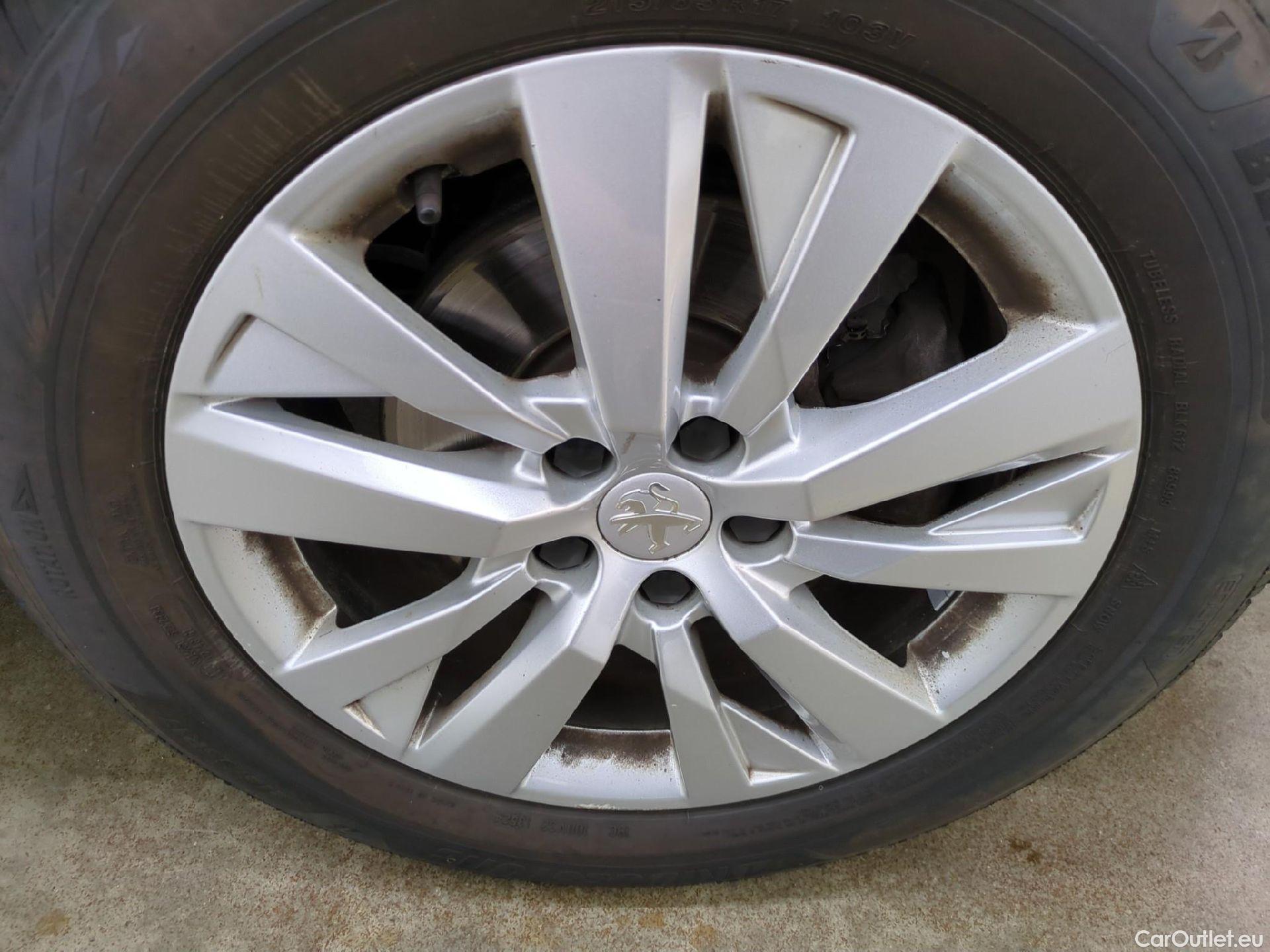  Peugeot  3008  Active Pack 1.5 HDi 130CV BVM6 E6d #6