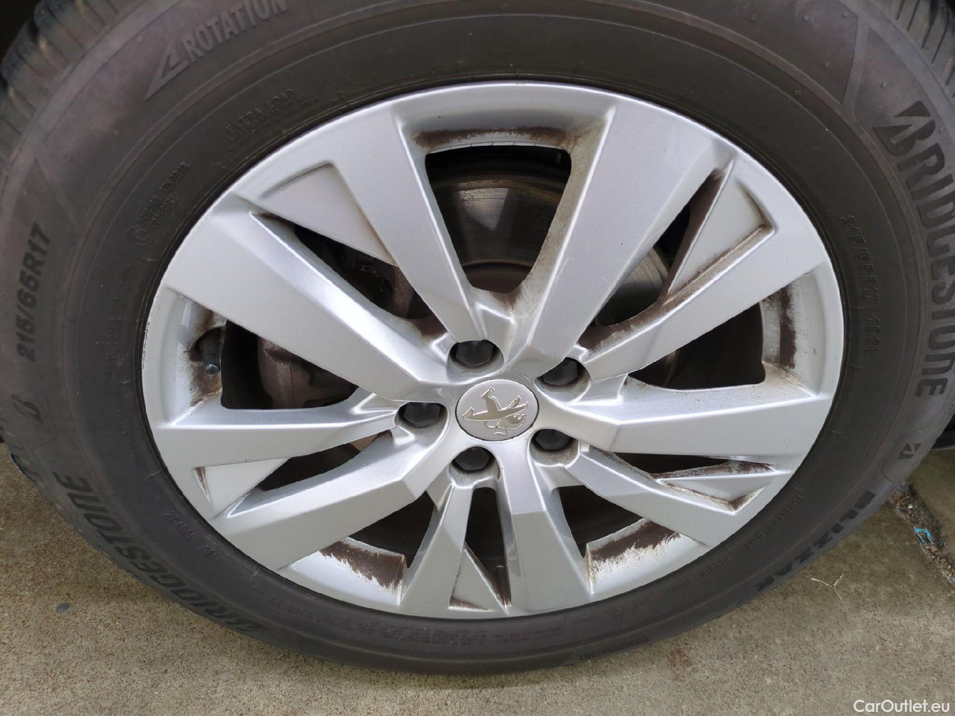  Peugeot  3008  Active Pack 1.5 HDi 130CV BVM6 E6d #8