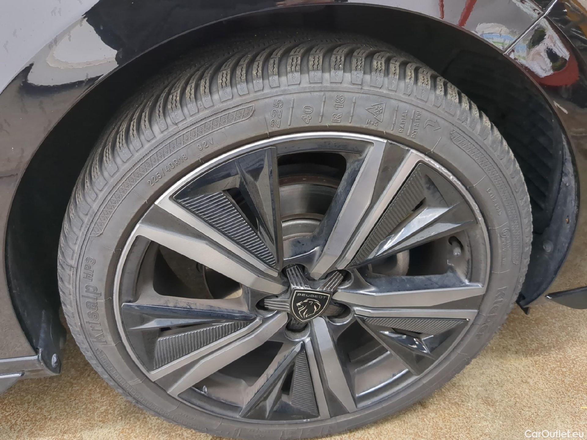  Peugeot  308  GT Pack 1.2 PureTech 130CV BVA8 E6d #5