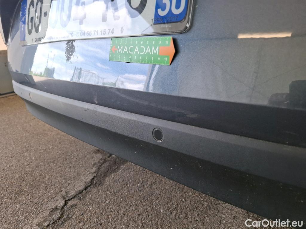  Renault  Megane  IV Berline 5 ptes. Techno 1.5 dCi 115CV BVA7 E6d #12
