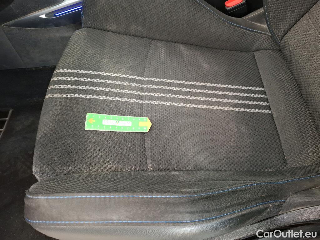  Renault  Megane  IV Berline 5pt. GT-Line 1.3 TCe 160CV BVA7 E6dT #47