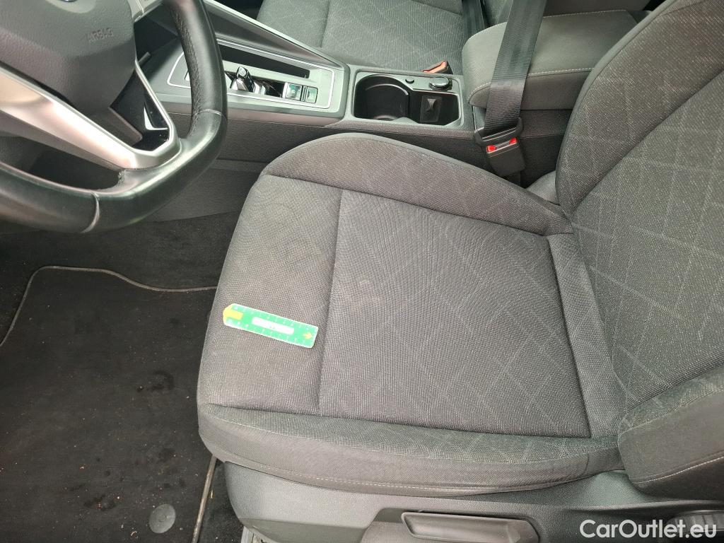 Volkswagen  Golf  VOLKSWAGEN / 2020 / 5P / Berline 2.0 TDI SCR 115 DSG7 Life Busi #11