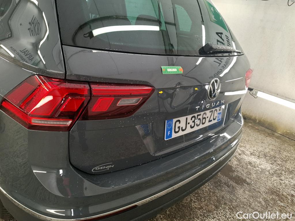  Volkswagen  Tiguan VOLKSWAGEN  / 2020 / 5P / SUV 2.0 TDI 150 DSG7 Life Business #1