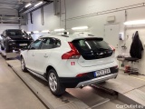 V40 Cross Country