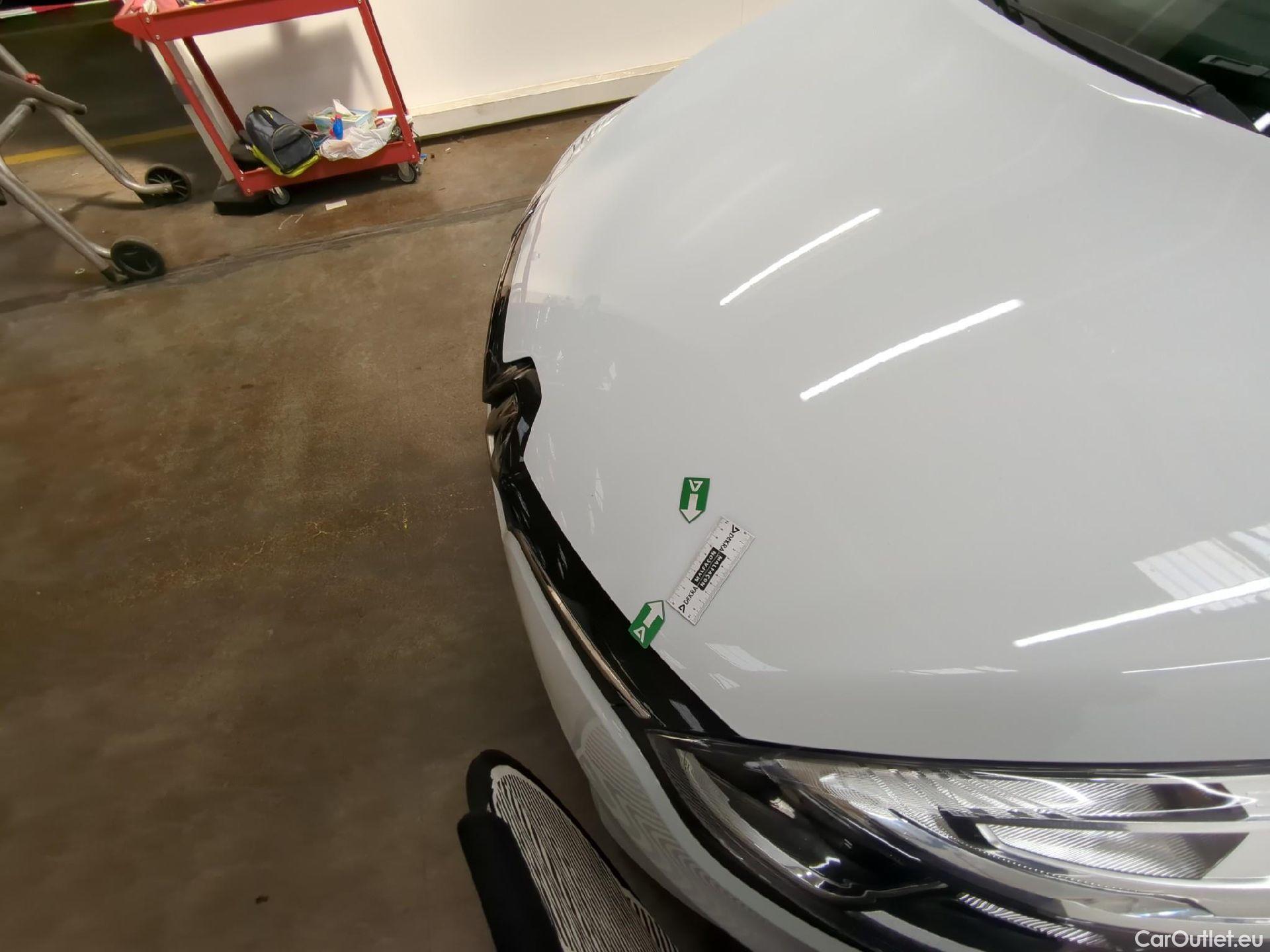  Renault  Clio  IV Business 0.9 TCe 90CV BVM5 E6 #22