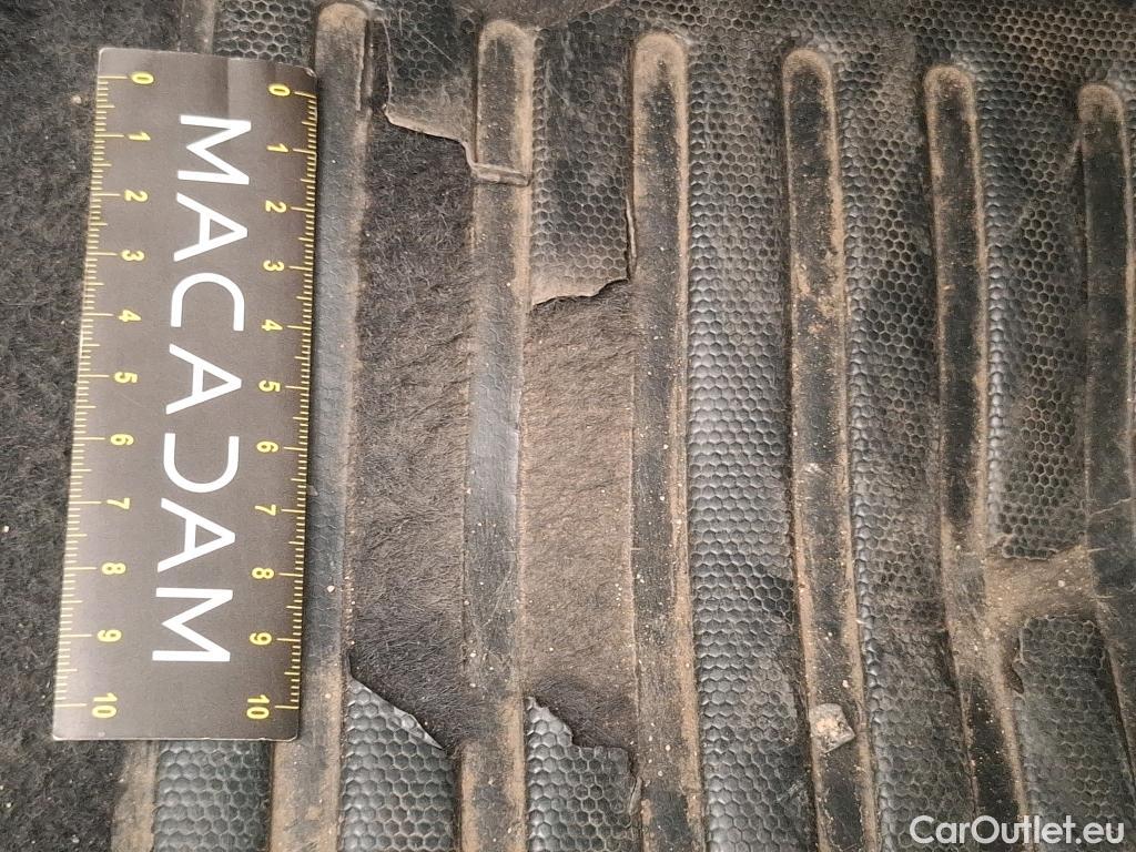  Citroen  C3  Société Feel 1.5 BlueHDI 100CV BVM6 E6d #2