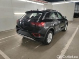  Volkswagen  T-ROC  1.5 TSI Life Business DSG 110kW/150pk  5D/P Auto-7 (4 seizoenen Banden) - CO2 onvolledig #4