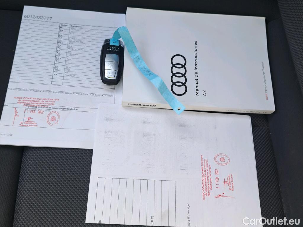  Audi  A3 AUDI  / 2020 / 5P / berlina con portón Sportback 30 TFSI 81kW (110CV) S tronic #1