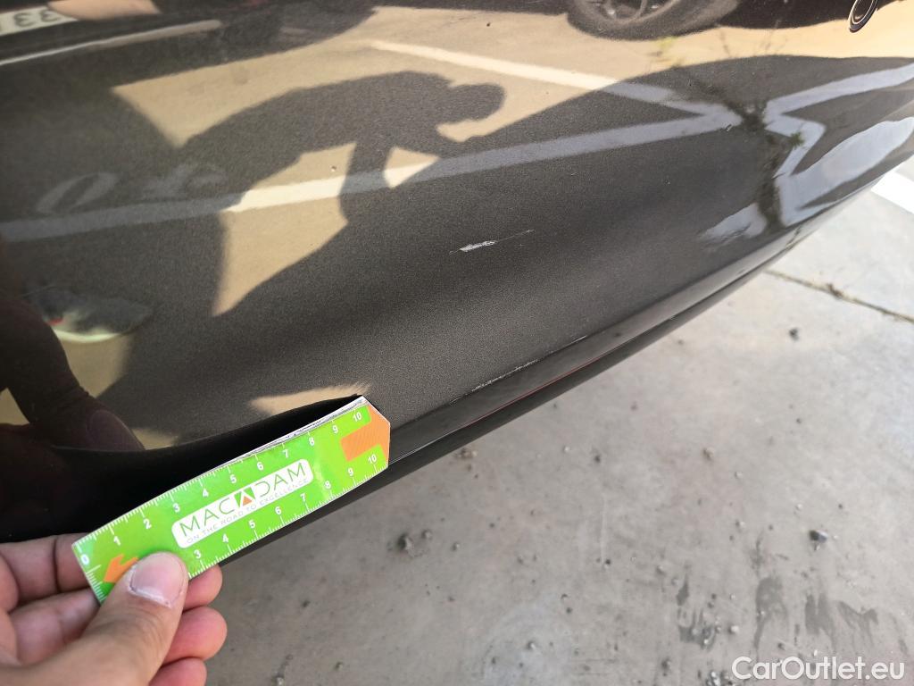  Bmw  Serie 3 BMW  / 2018 / 4P / sedán 320d Auto. #9