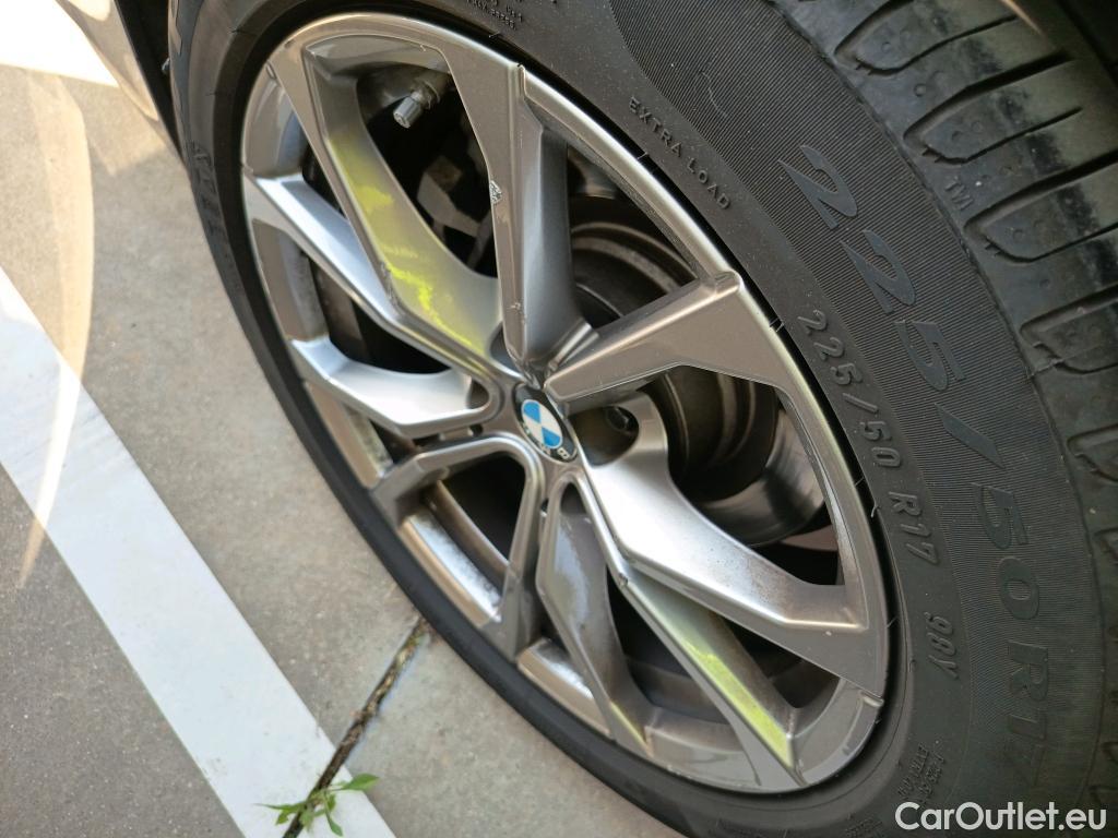  Bmw  Serie 3 BMW  / 2018 / 4P / sedán 320d Auto. #6
