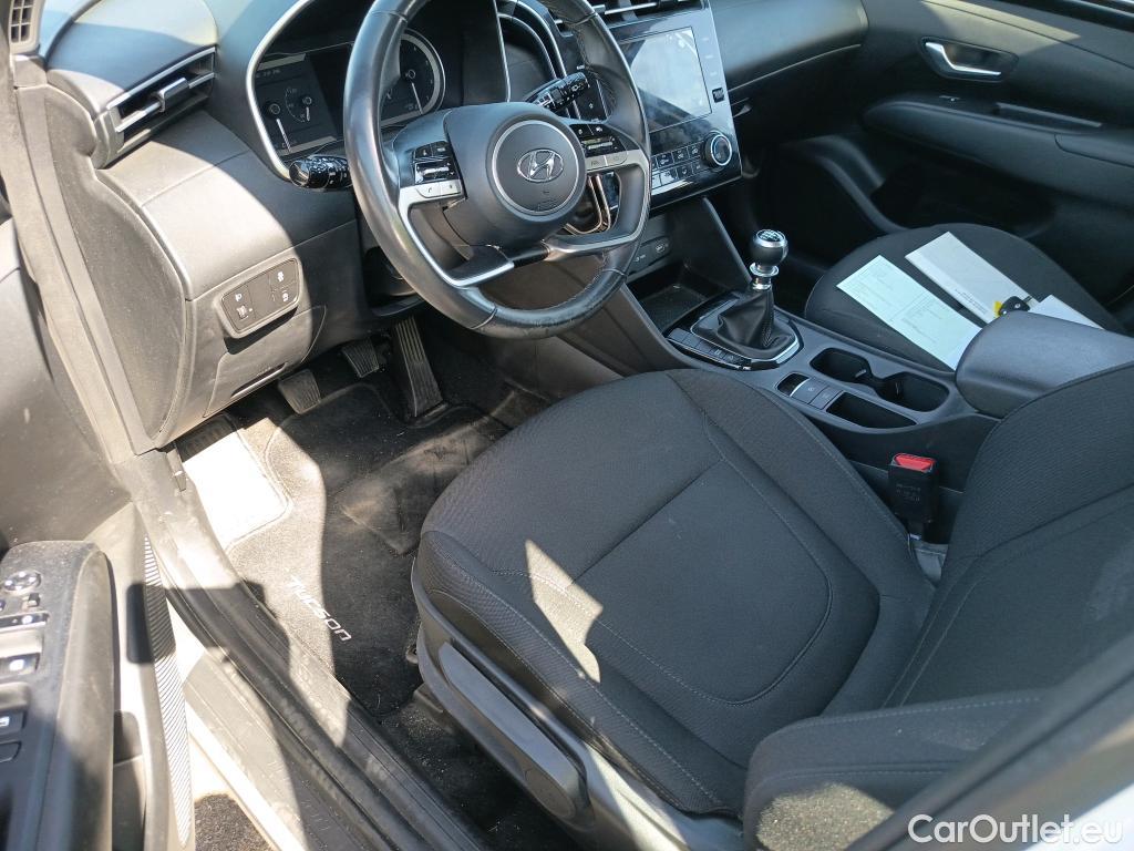  Hyundai  Tucson HYUNDAI  / 2020 / 5P / todoterreno 1.6 CRDI 85kW (115CV) Klass #8