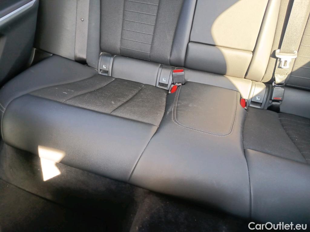  Bmw  Serie 3 BMW  / 2018 / 4P / sedán 320d Auto. #18
