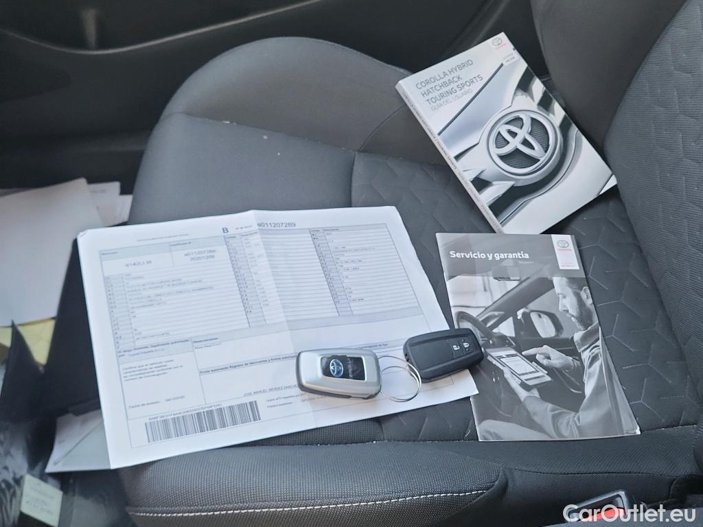  Toyota  Corolla TOYOTA  1.8 125H ACTIVE TECH E-CVT #13