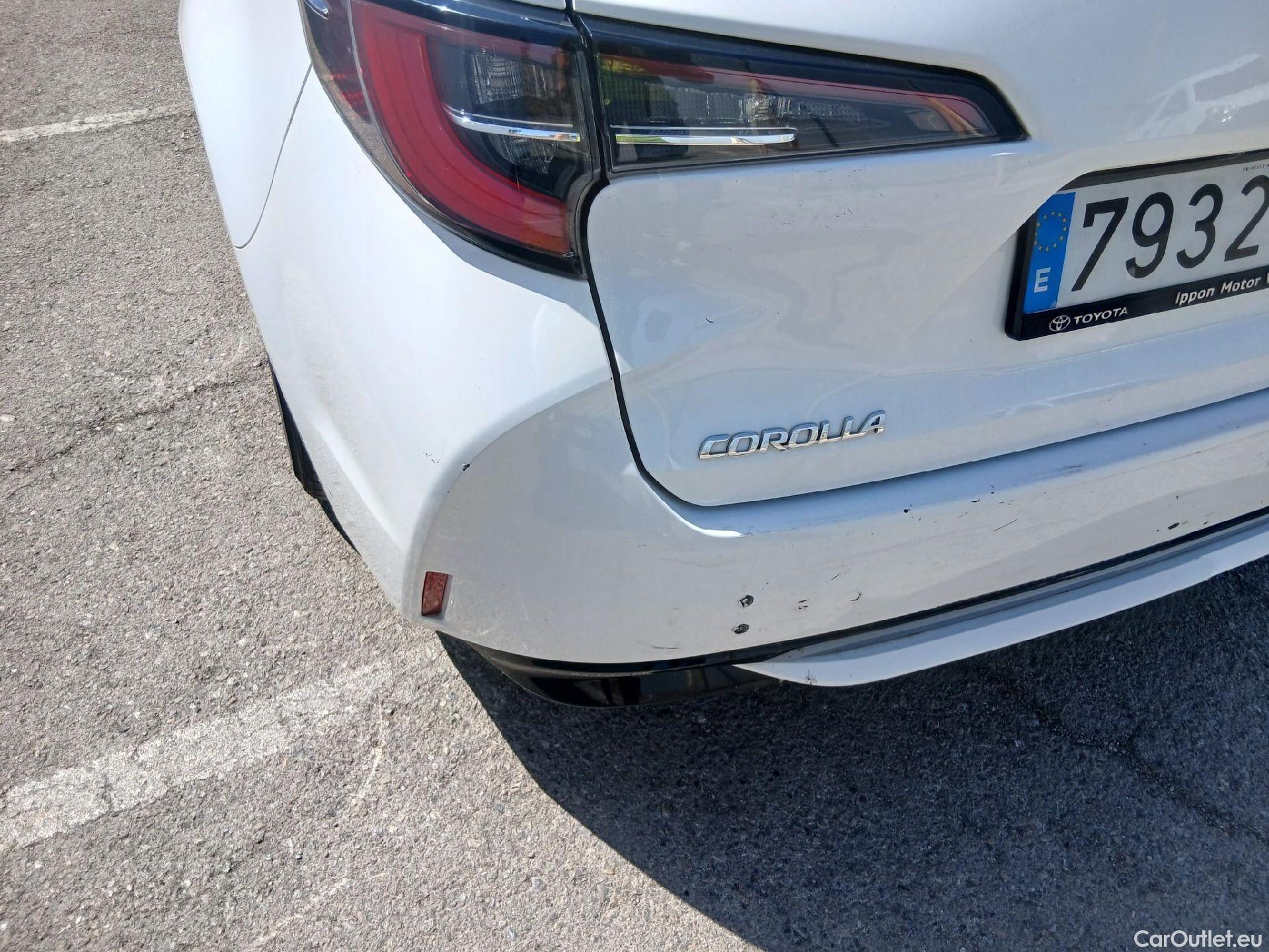  Toyota  Corolla TOYOTA  / 2019 / 5P / familiar 2.0 180H FEEL! E-CVT TOURING SPORT #28
