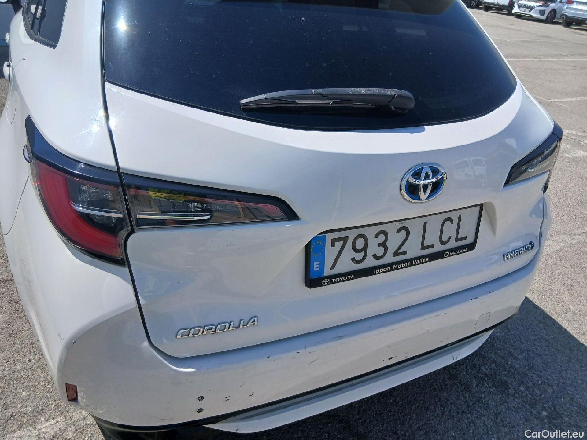  Toyota  Corolla TOYOTA  / 2019 / 5P / familiar 2.0 180H FEEL! E-CVT TOURING SPORT #30