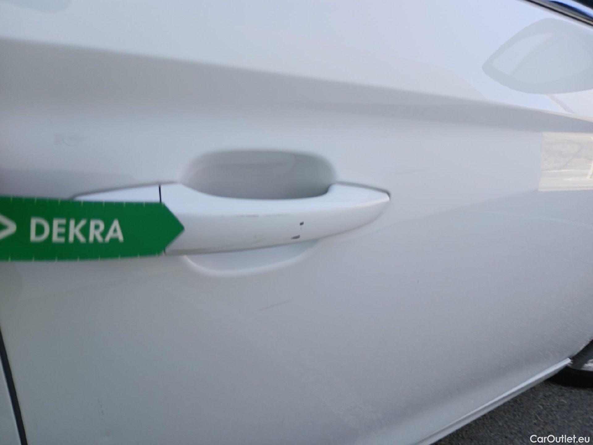  Opel  Corsa OPEL  1.2T XHL 74kW (100CV) Elegance #29