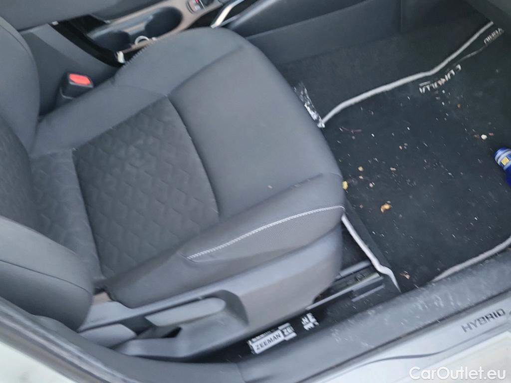  Toyota  Corolla TOYOTA  1.8 125H ACTIVE TECH E-CVT #25