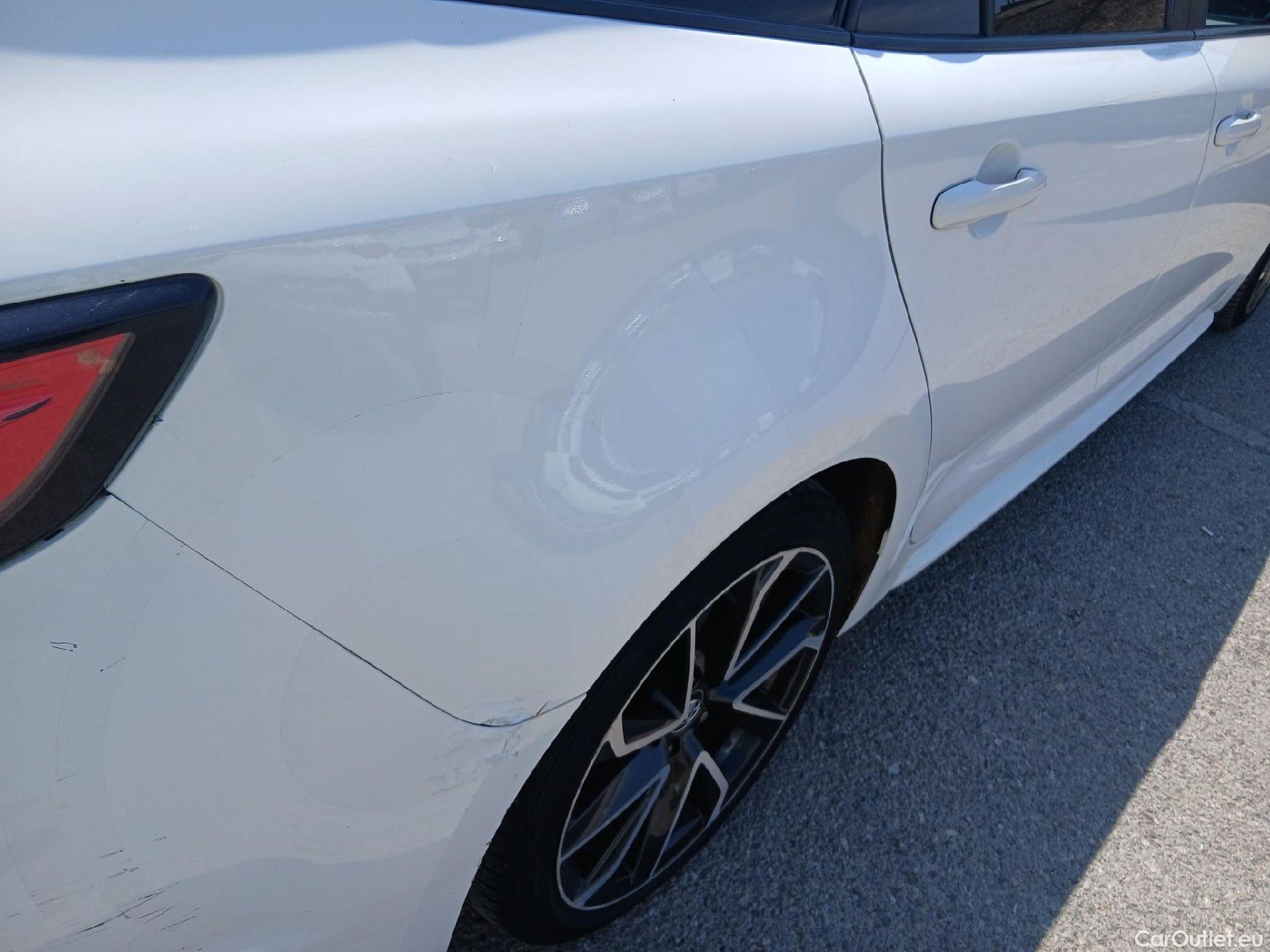  Toyota  Corolla TOYOTA  / 2019 / 5P / familiar 2.0 180H FEEL! E-CVT TOURING SPORT #34