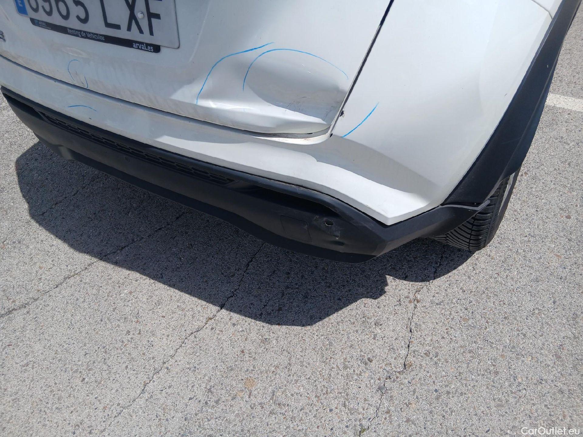  Nissan  Juke NISSAN  / 2019 / 5P / crossover DIG-T 84 kW (114 CV) DCT 7 V N-Connecta #30