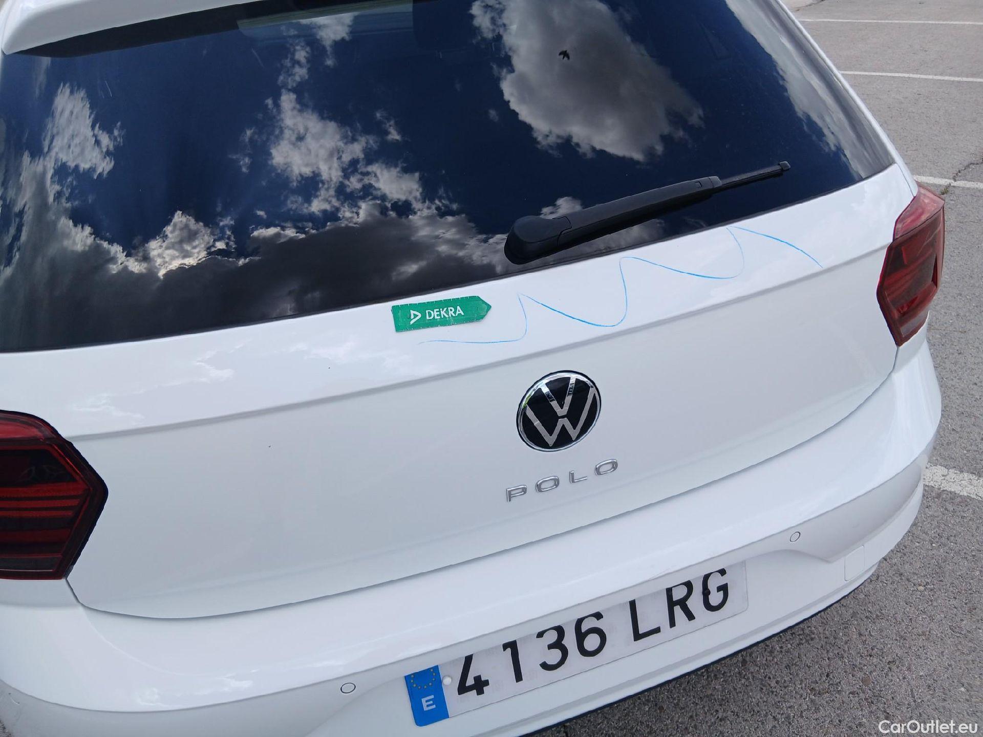  Volkswagen  Polo VOLKSWAGEN  / 2017 / 5P / berlina con portón United 1.0 TSI 81kW (110CV)(SP) #19