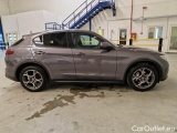  Alfa Romeo   STELVIO ALFA ROMEO / 2017 / 5P / SUV 2.2 TD 190 CV SPRINT AT8 Q4 #6