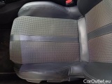  Peugeot  2008 PEUGEOT  / 2019 / 5P / CROSSOVER BLUEHDI 130 EAT8 GT S/S AUT. #12