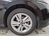  Volkswagen  Golf  VOLKSWAGEN / 2019 / 5P / BERLINA 2.0 TDI SCR 110KW LIFE DSG #83