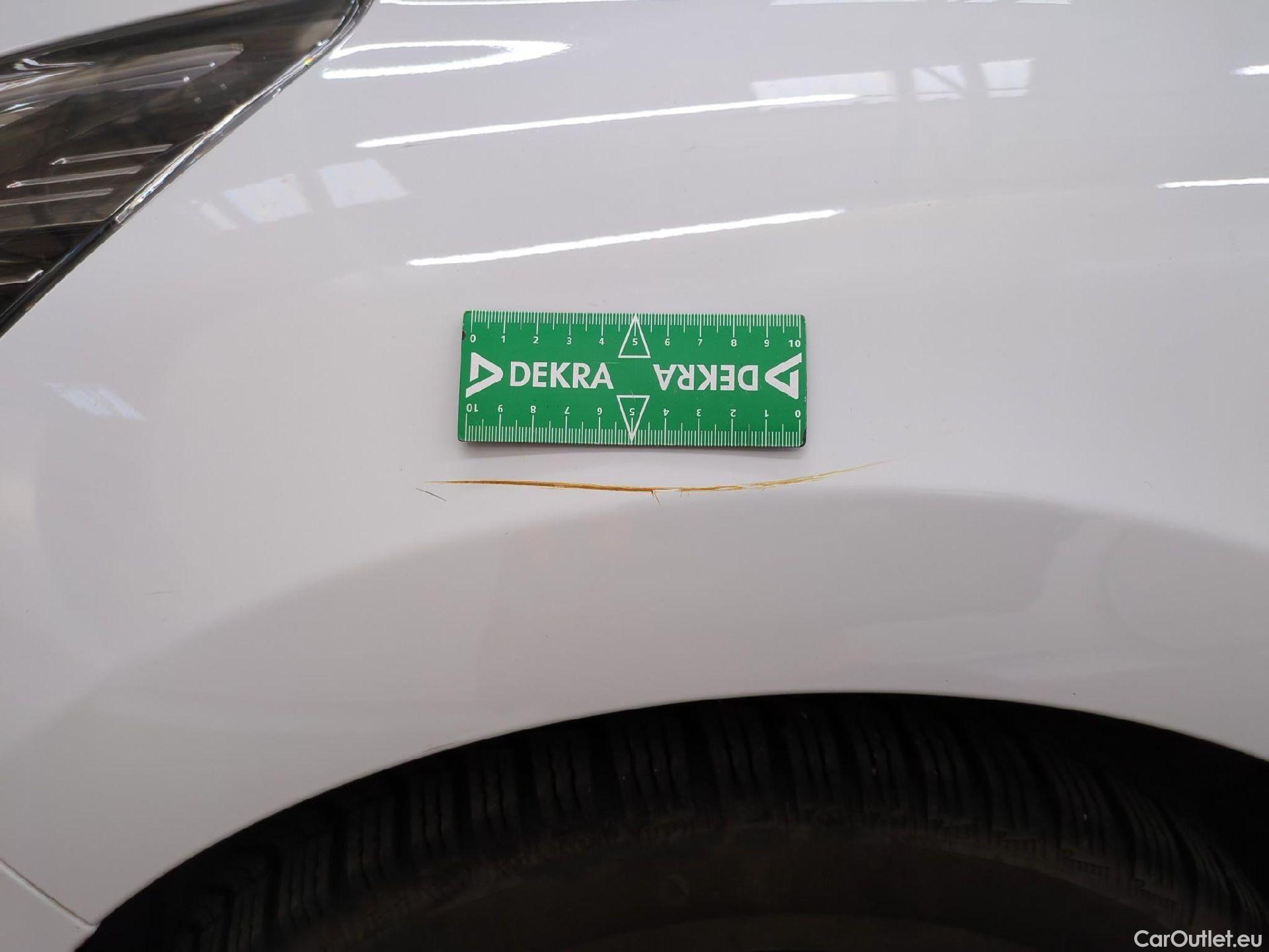  Renault  Clio  IV Business 0.9 TCe 90CV BVM5 E6 #17