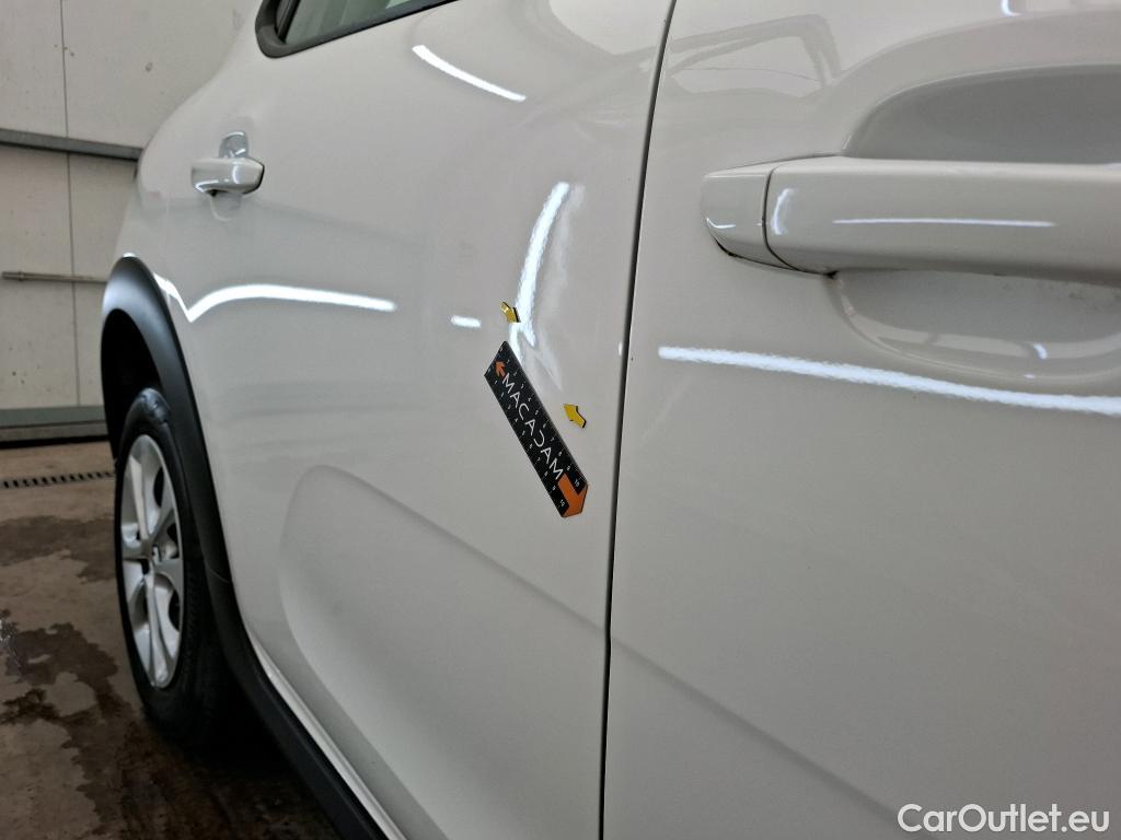  Citroen  C3  Feel Business 1.2 PureTech 80CV BVM5 E6d #4