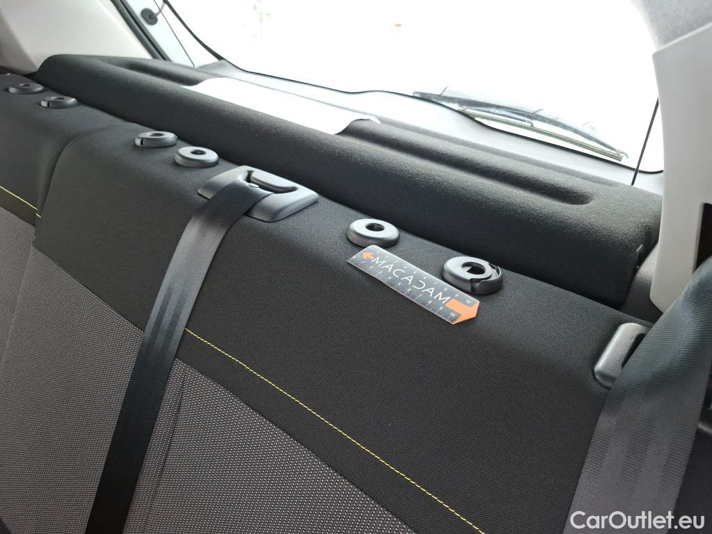  Citroen  C3  Feel Business 1.2 PureTech 80CV BVM5 E6d #16