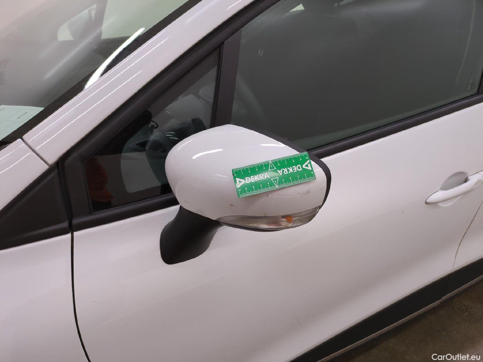 Renault  Clio  IV Business 0.9 TCe 90CV BVM5 E6 #22