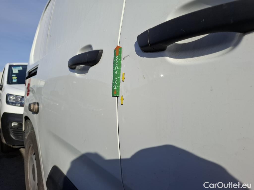  Citroen  Berlingo  Fourgon Worker M 1000 1.2 PureTech 130CV BVA8 E6d #22