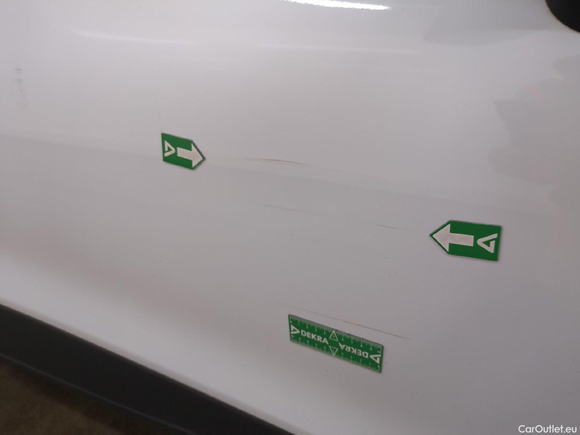  Renault  Clio  IV Business 0.9 TCe 90CV BVM5 E6 #40