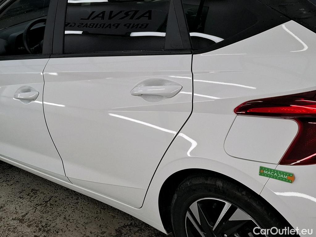  Hyundai  i20  Intuitive 1.2 85CV BVM5 E6d #3