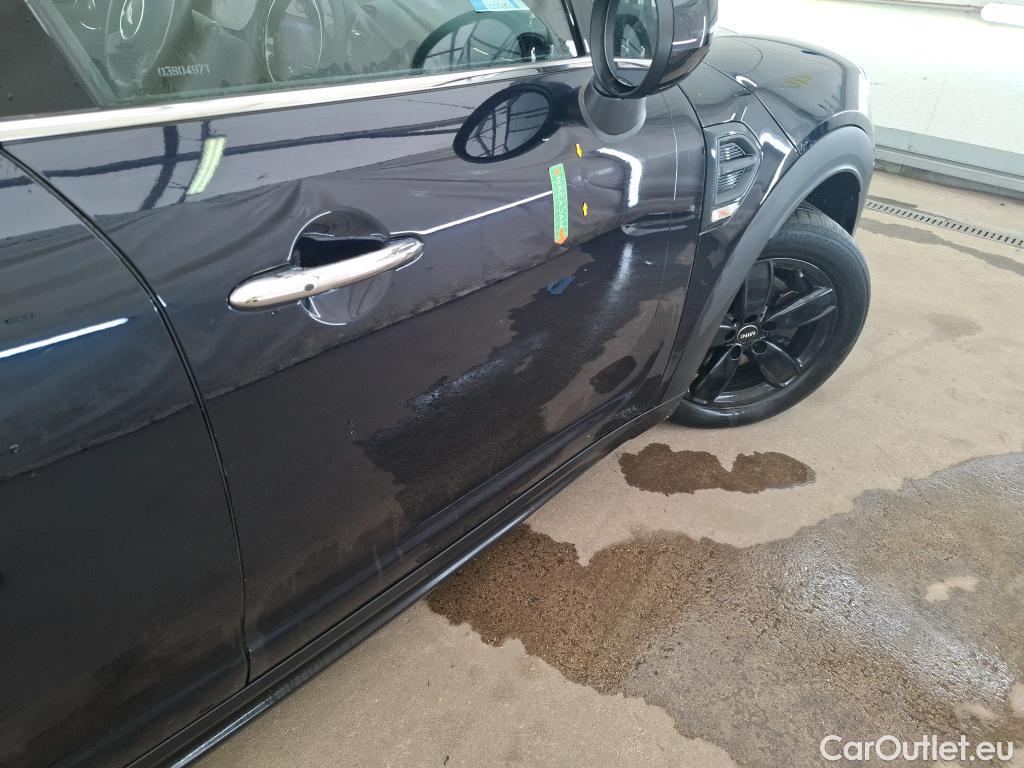  Mini  Countryman MINI  / 2020 / 5P / Crossover Cooper D Essential 150 ch BVA8 #44