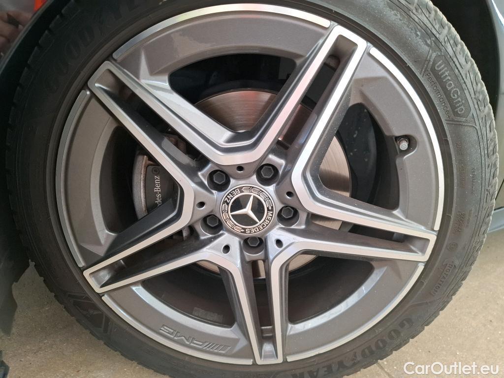  Mercedes  A-Klasse MERCEDES-BENZ Classe A Compact / 2018 / 5P / Berline A 200 AMG Line 7G-DCT #23