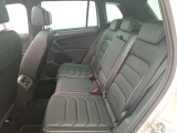  Volkswagen  Tiguan VOLKSWAGEN  / 2020 / 5P / SUV 2.0 TDI 150 DSG7 R-Line Exclusive #9