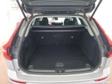  Volvo  XC60 VOLVO  5p SUV B4 AWD 197 Geartro 8 Momentum #10